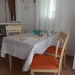 Mykonos Redocher * Ornósz
